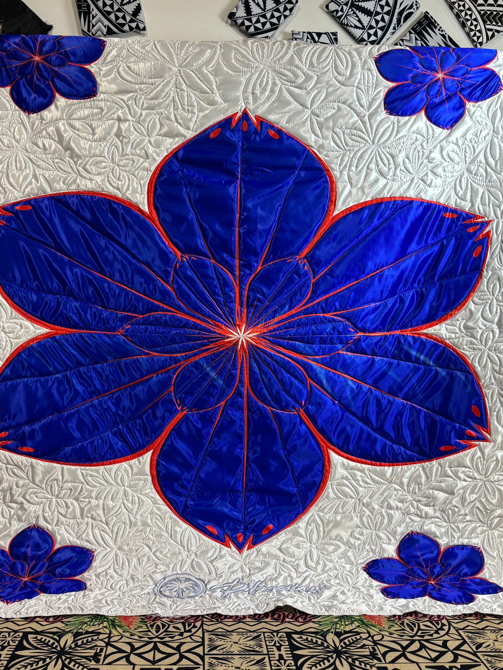 Blue/Red Hawaiian Quilt Monomono