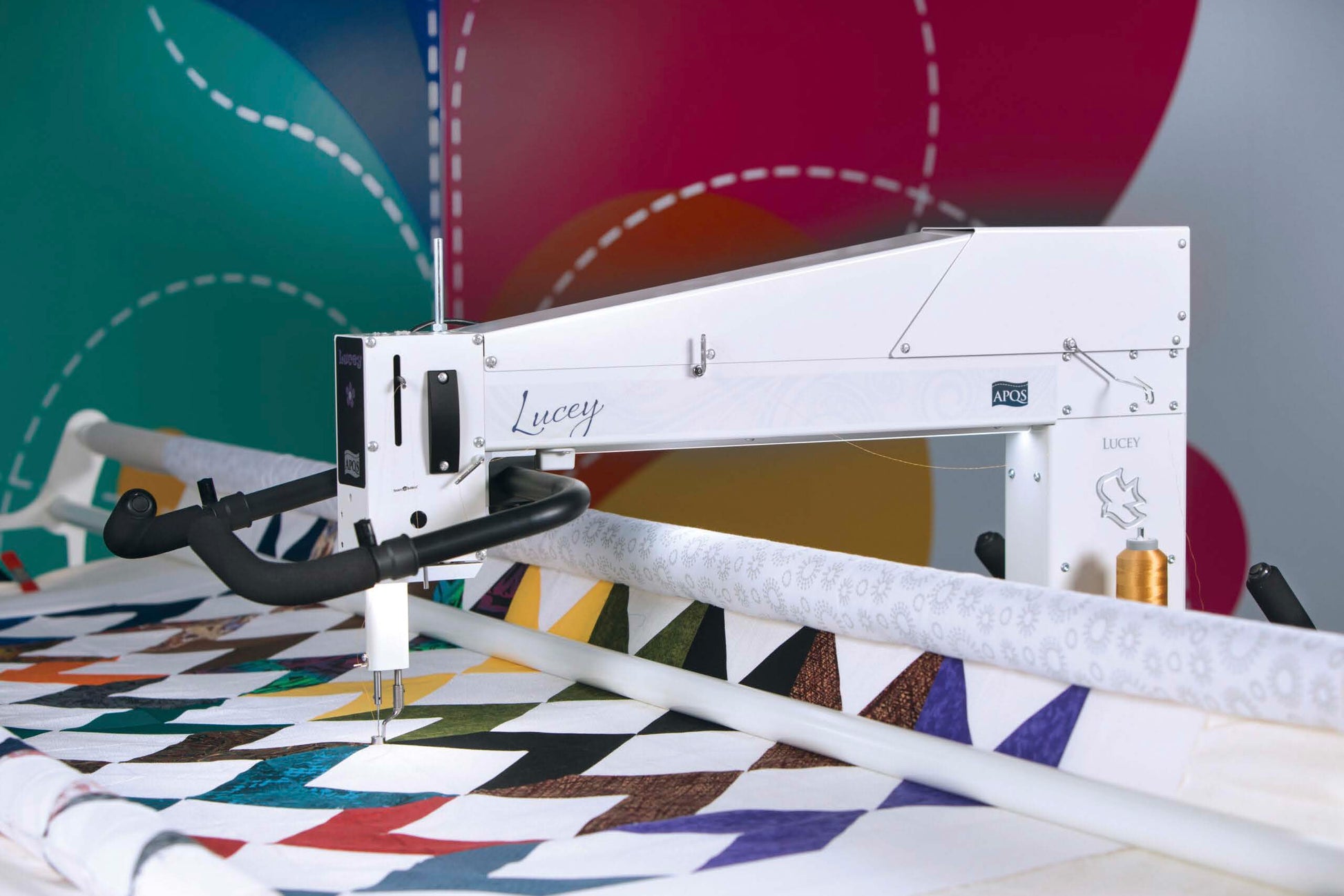 **CHRISTMAS SPECIAL** Lucey w/Comfort Table & Free OHL